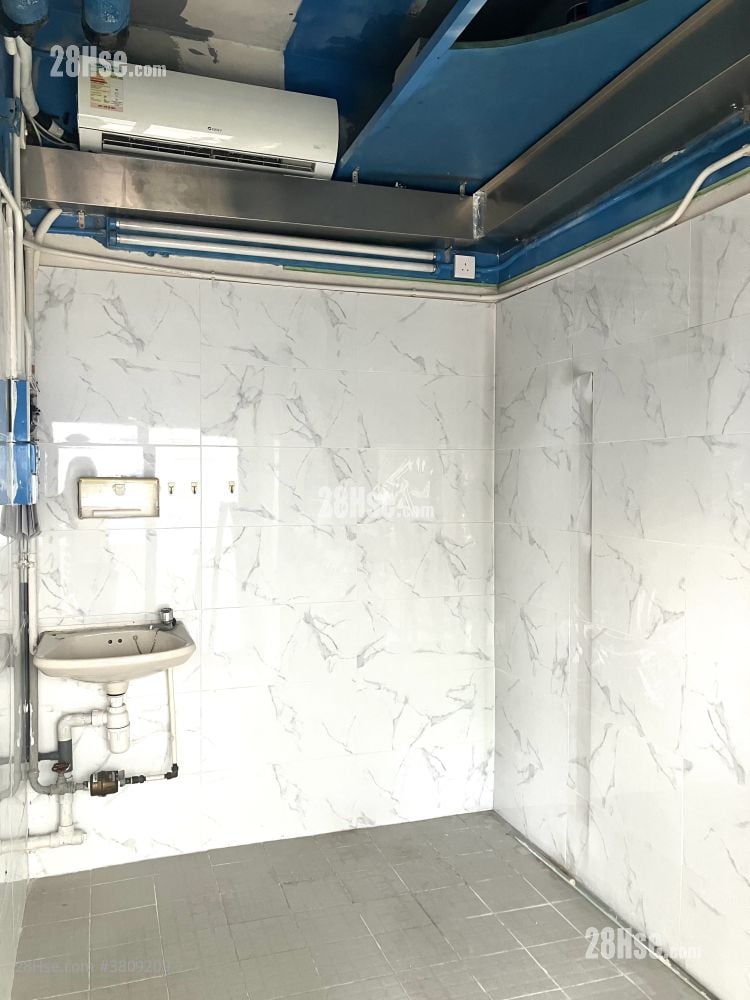 Fu Tor Loy Shopping Centre Rental