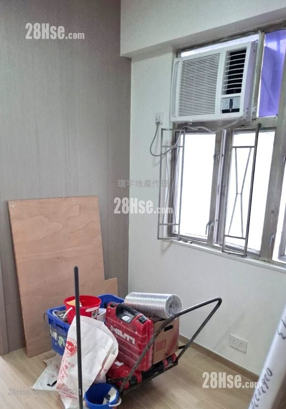 安麗大廈 租盤 2 房 , 1 浴室 283 平方呎