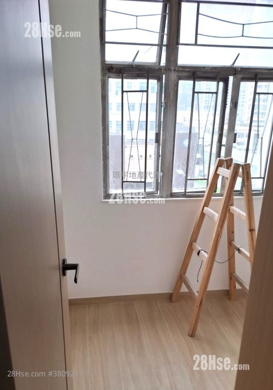 安麗大廈 租盤 2 房 , 1 浴室 283 平方呎