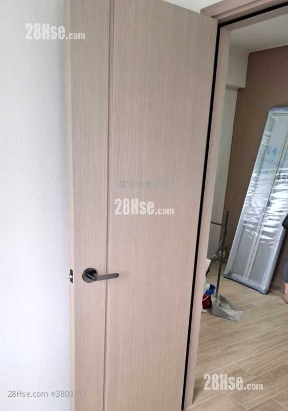 安麗大廈 租盤 2 房 , 1 浴室 283 平方呎