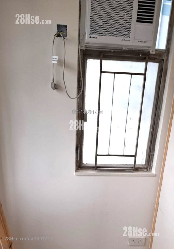 安麗大廈 租盤 2 房 , 1 浴室 283 平方呎