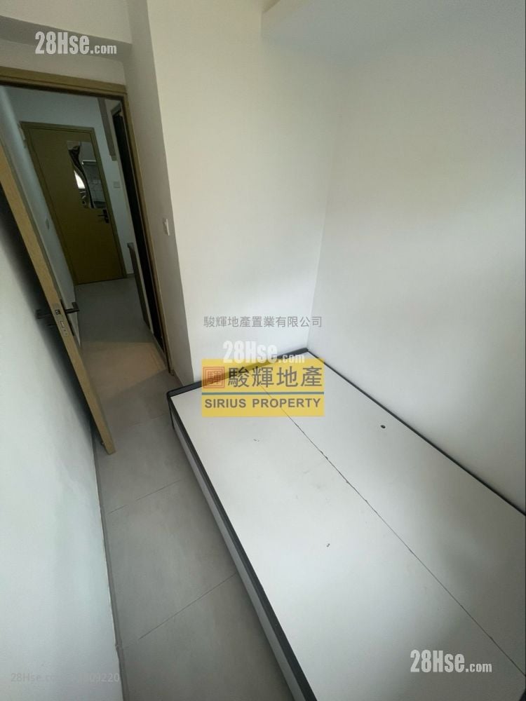 Lee Man Building Rental 180 ft²