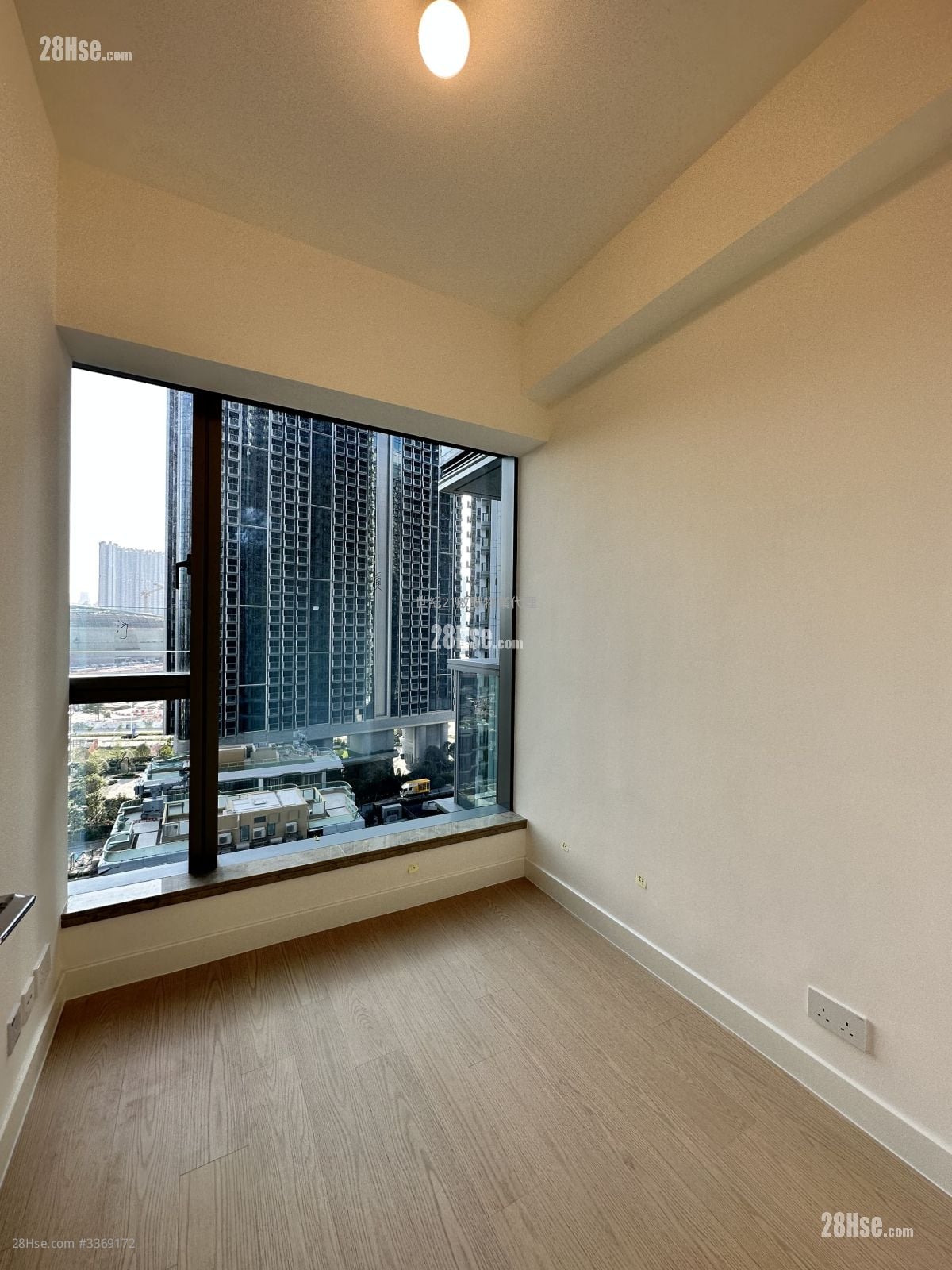 Monaco 租盘 3 房 , 2 浴室 762 平方尺