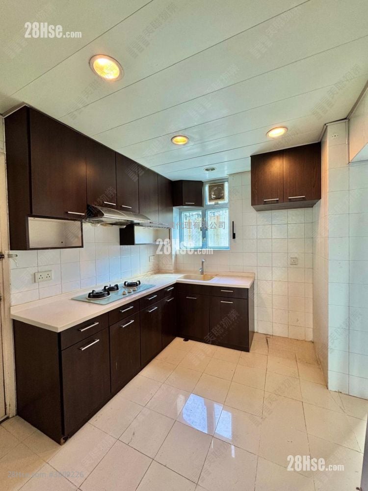 和域台 租盘 3 房 , 2 浴室 1,281 平方尺