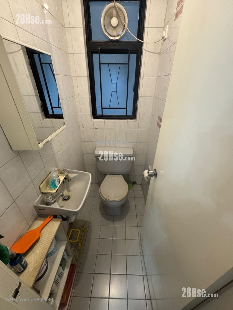 骏发花园 售盘 3 房 , 1 浴室 606 平方尺