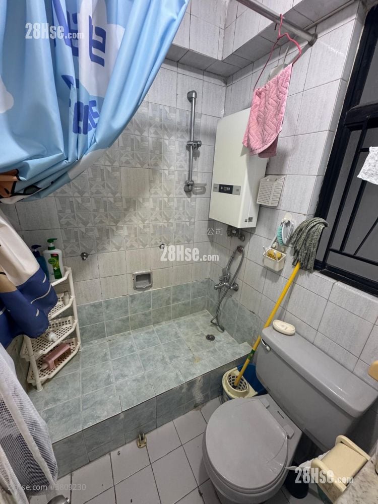 骏发花园 售盘 3 房 , 1 浴室 606 平方尺