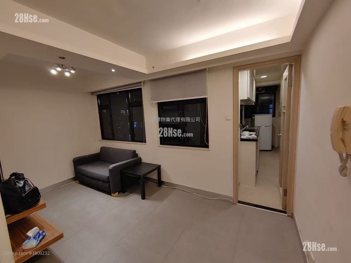 Wing Ga Building Rental 2 Bedrooms , 1 Bathroom 348 ft²