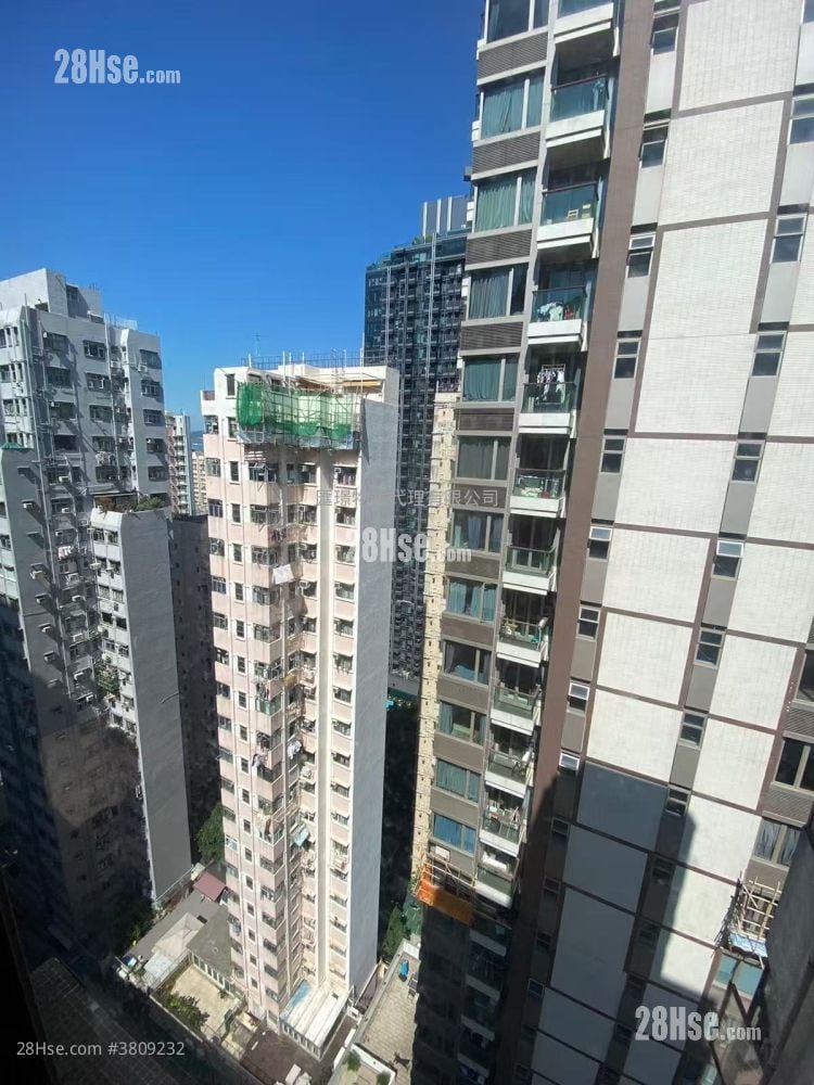 Wing Ga Building Rental 2 Bedrooms , 1 Bathroom 348 ft²