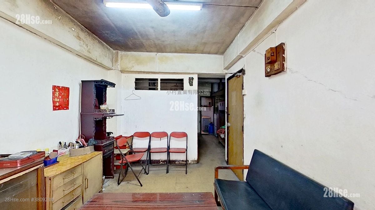 厅: 华里6-7号 租盘 2 房 , 1 浴室 377 平方尺