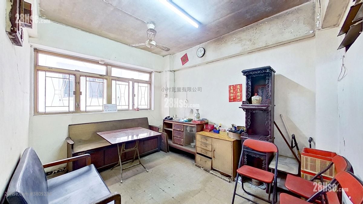 厅: 华里6-7号 租盘 2 房 , 1 浴室 377 平方尺