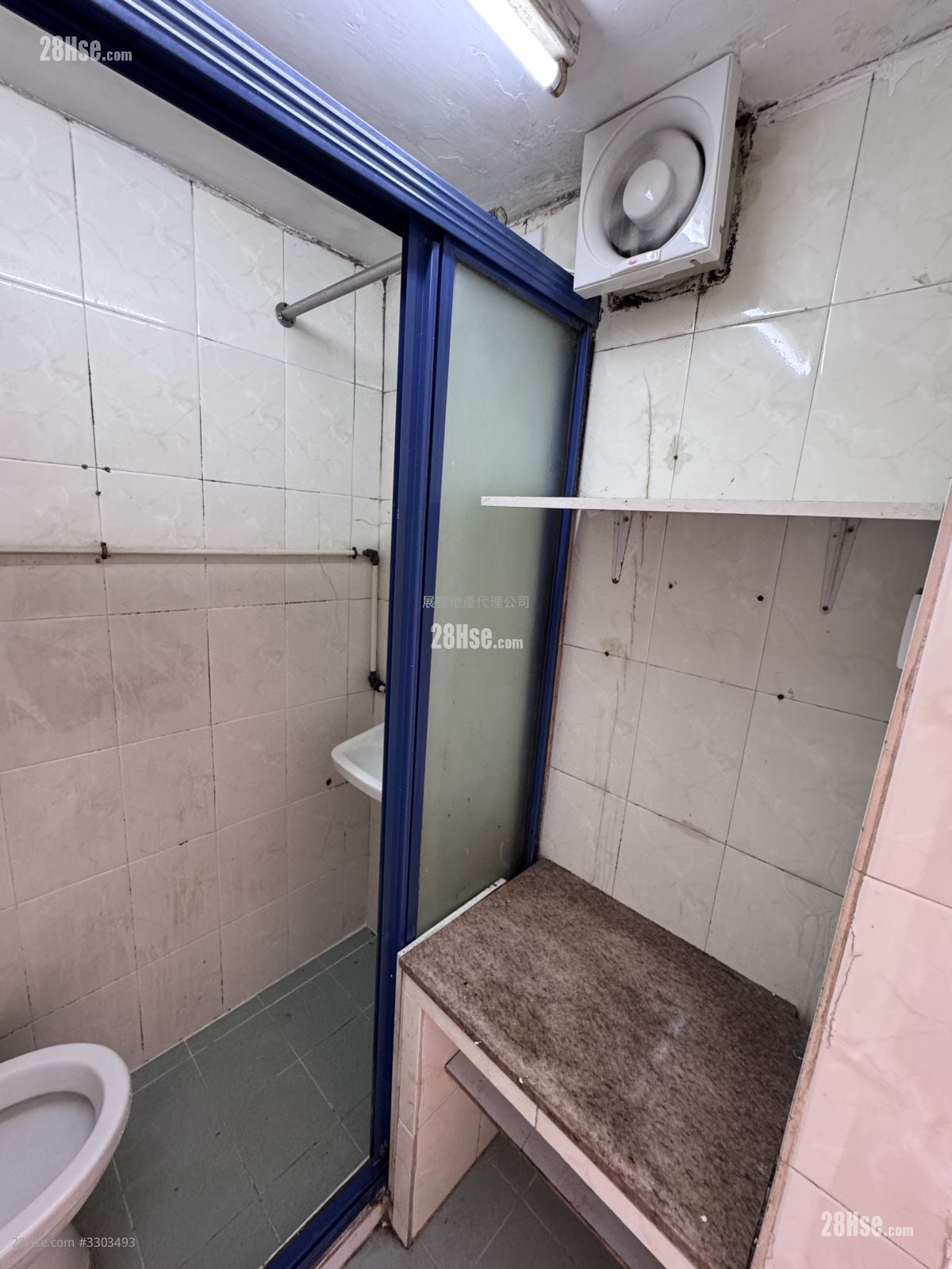 宝兴大楼 租盘 开放式间隔 , 1 浴室 130 平方尺