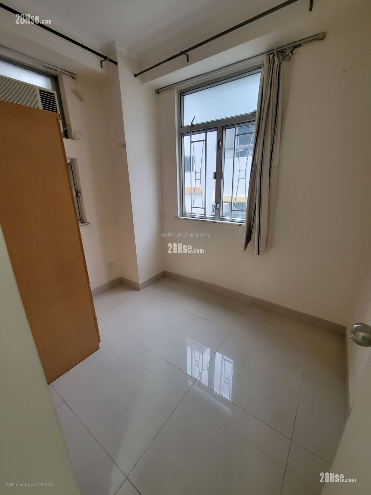 June Garden Rental 2 Bedrooms , 1 Bathroom 357 ft²