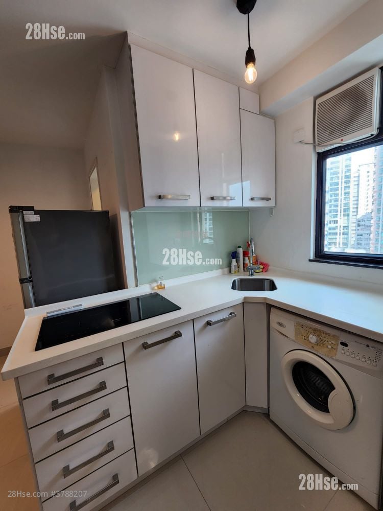 Universal Building Sell Studio , 1 Bathroom 215 ft²