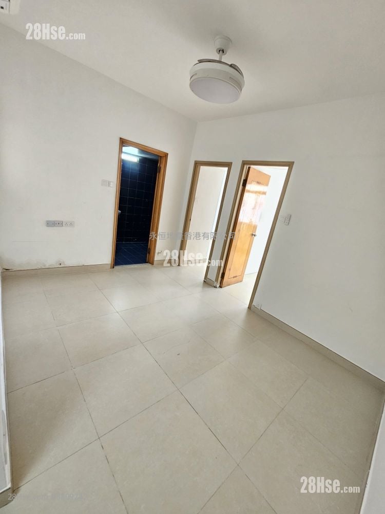 新都城大厦 租盘 2 房 , 1 浴室 485 平方尺