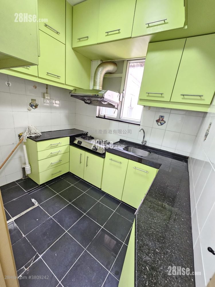 新都城大厦 租盘 2 房 , 1 浴室 485 平方尺