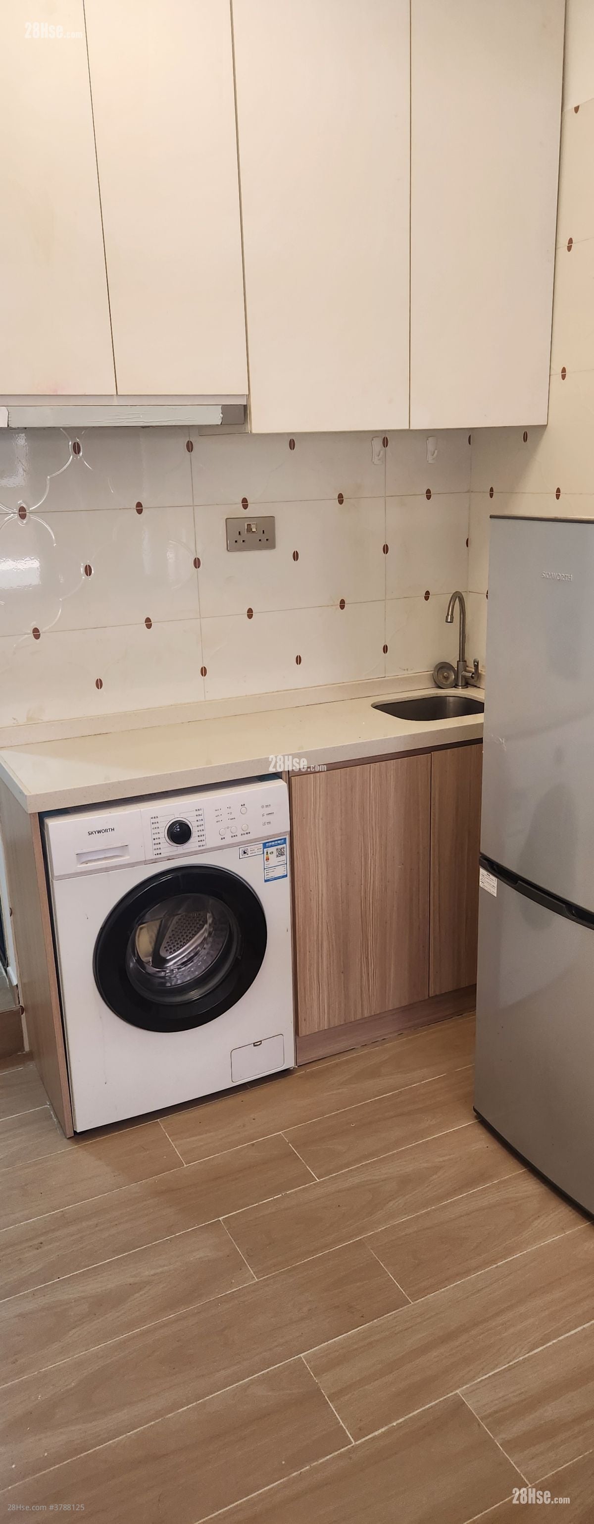 唐楼 租盘 150 平方尺