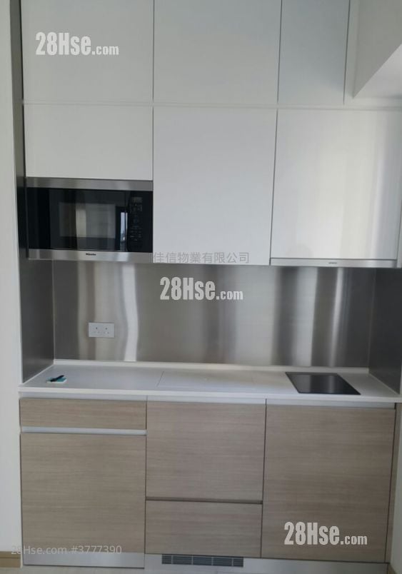 Apartment Sell 1 Bedroom , 1 Bathroom 253 ft²