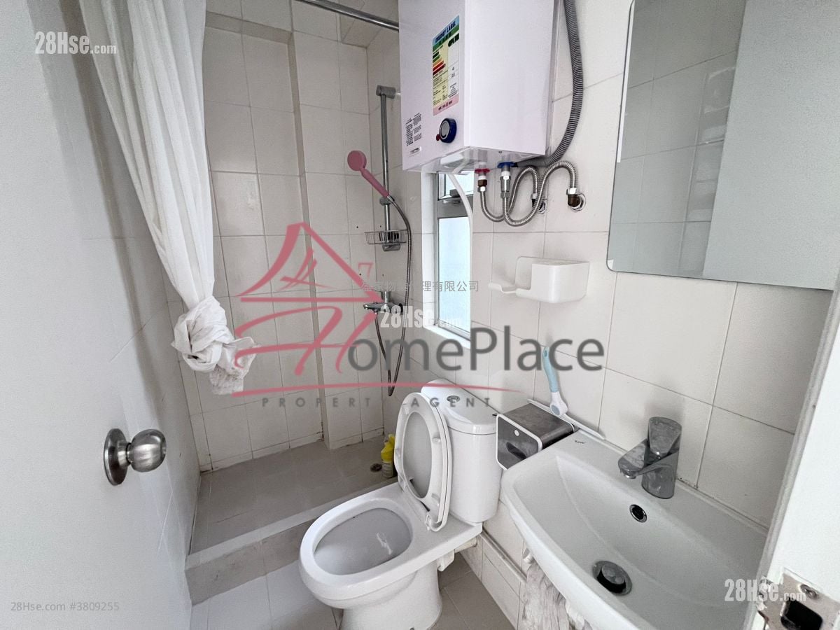 唐樓 租盤 開放式間隔 , 1 浴室 233 平方呎