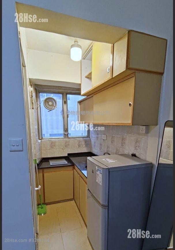 Macro Garden Sell 298 ft²