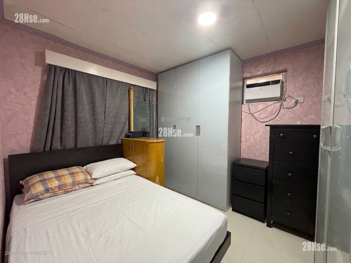 Village Sell 3 Bedrooms , 1 Bathroom 700 ft²