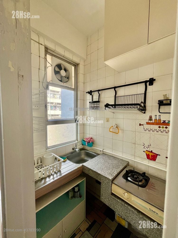 银辉大厦 租盘 1 房 , 1 浴室 255 平方尺