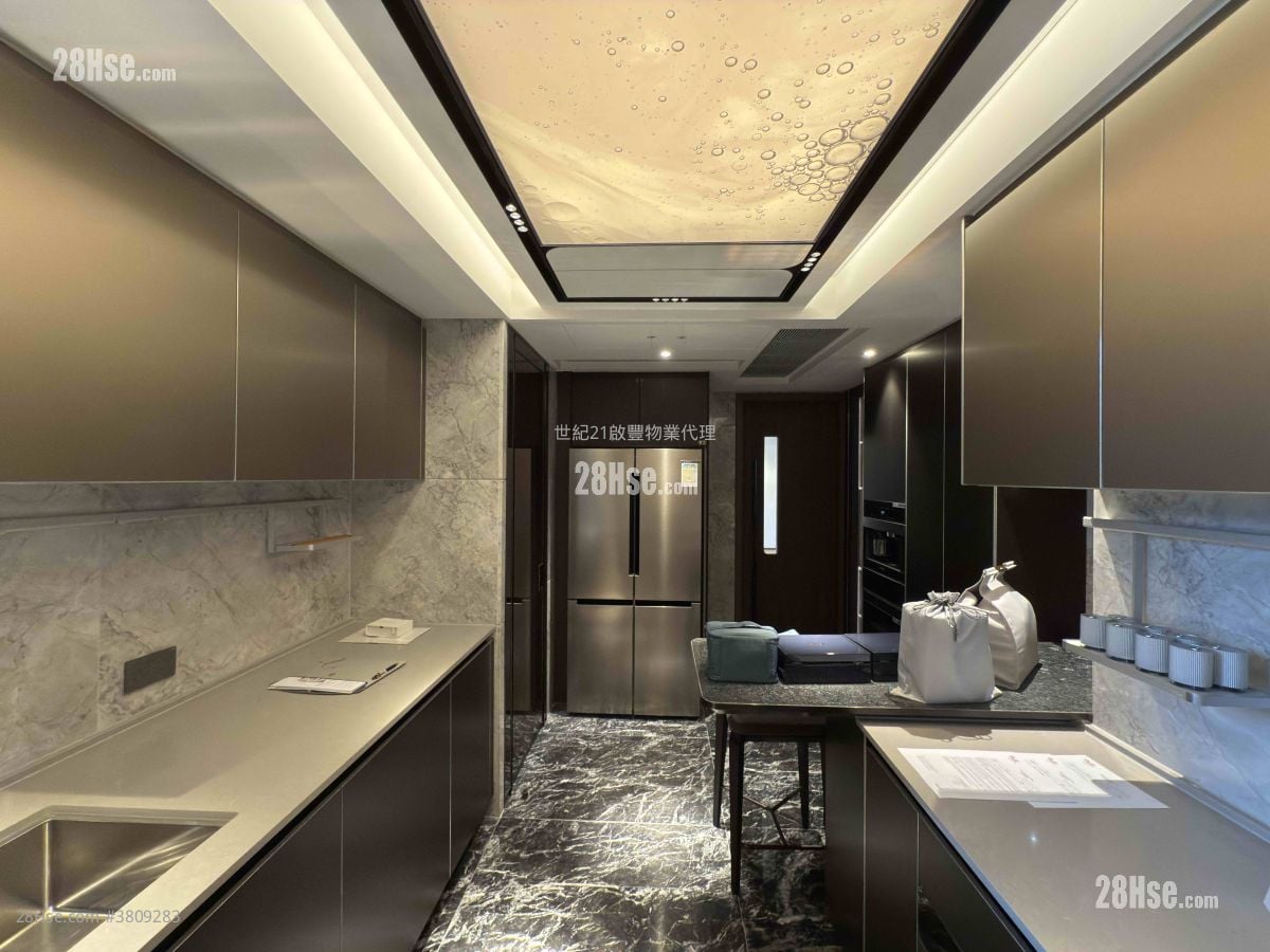 天玺天 租盘 4 房 , 3 浴室 1,993 平方尺