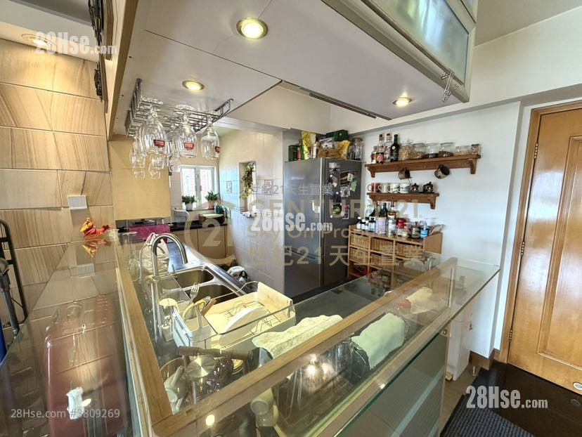 香港黄金海岸 售盘 3 房 , 2 浴室 1,052 平方尺