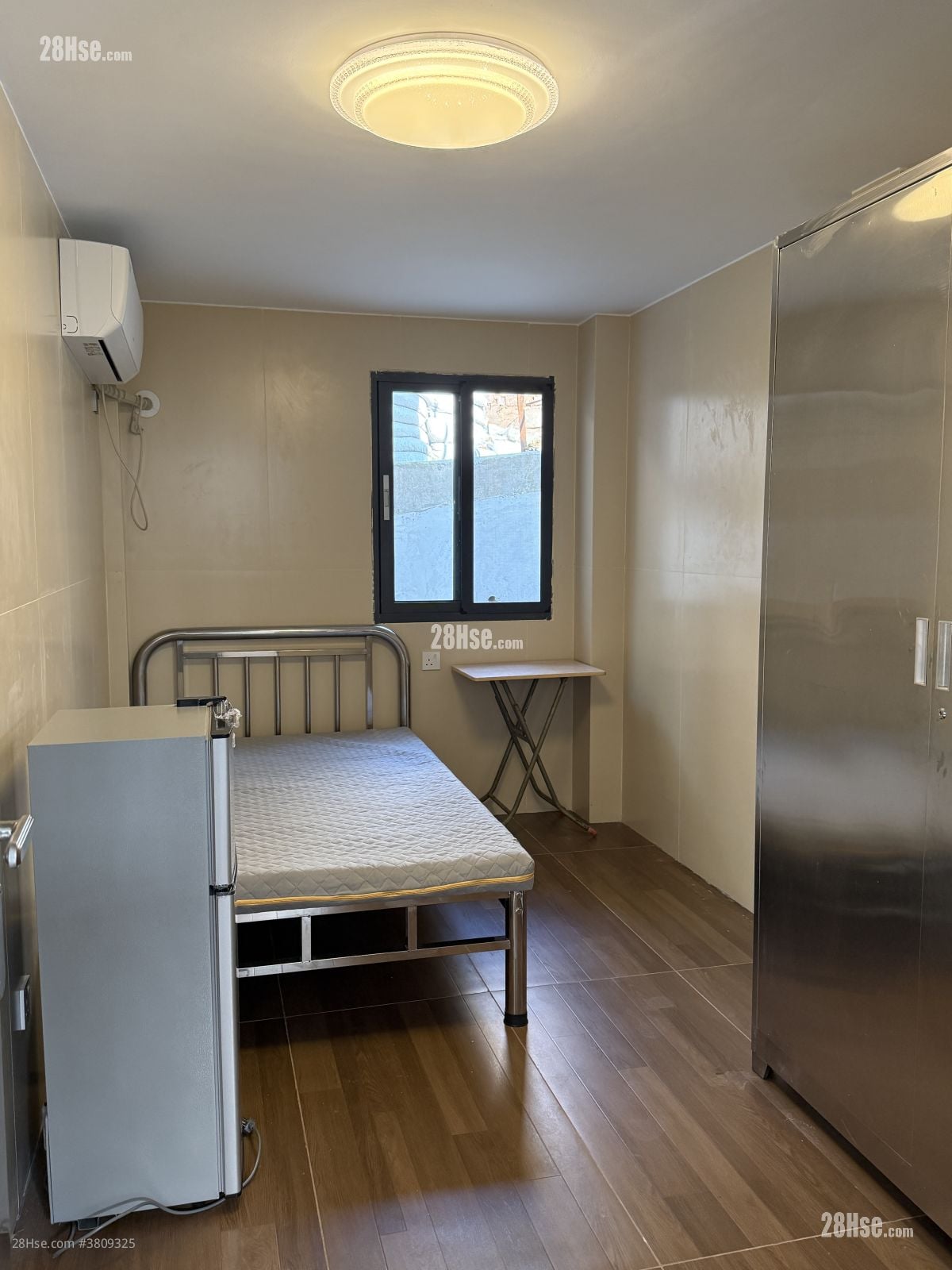 村屋 租盘 5+ 房 , 4 浴室 2,000 平方尺