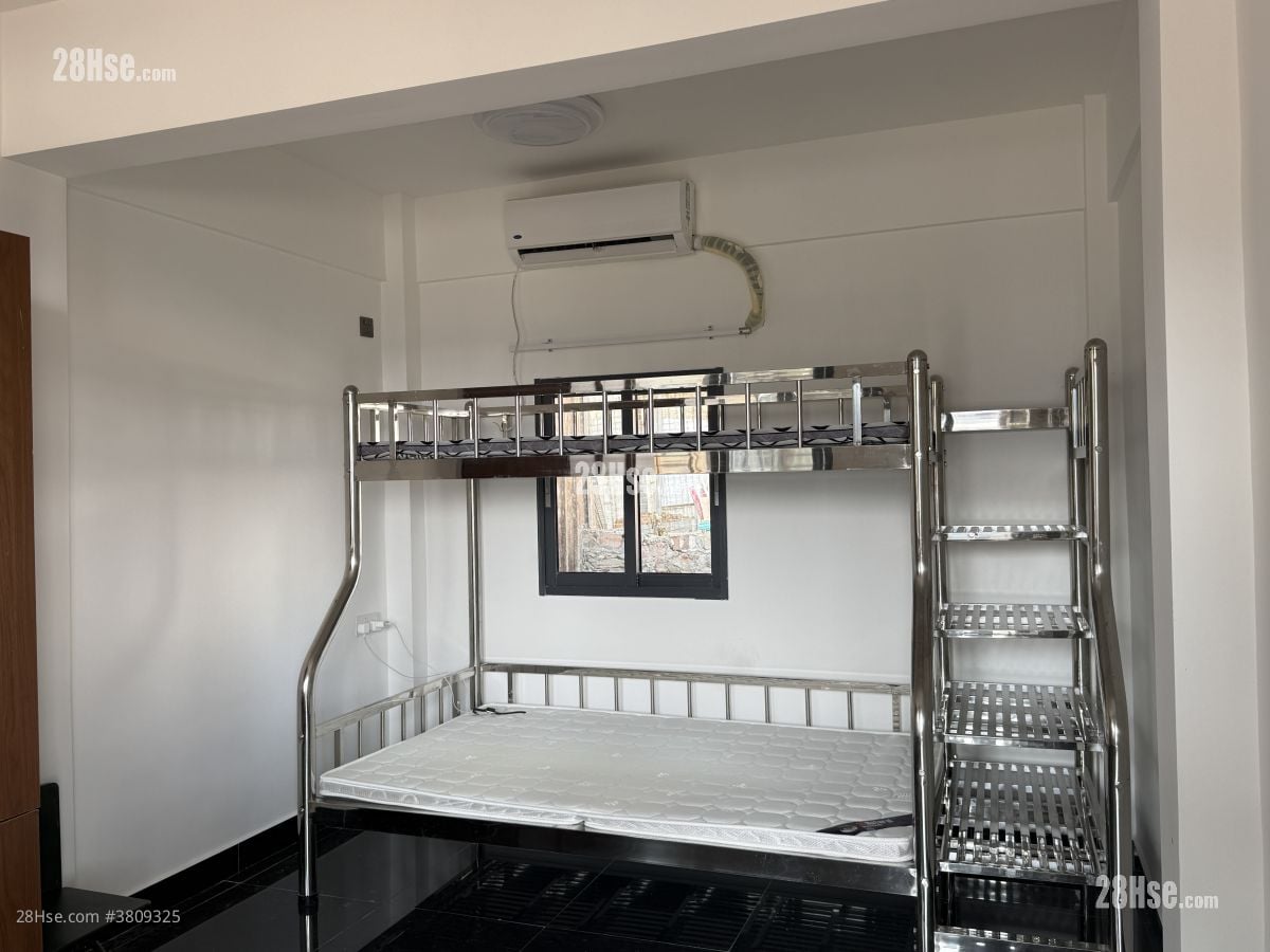 村屋 租盘 5+ 房 , 4 浴室 2,000 平方尺