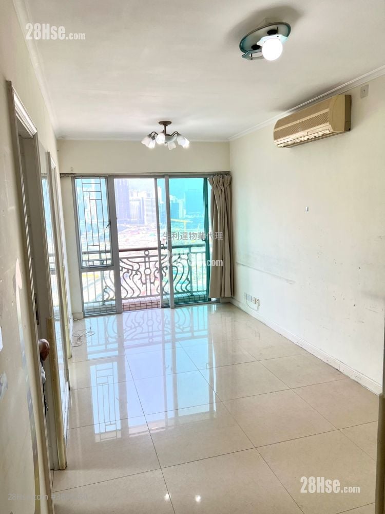 傲云峰 租盘 2 房 , 1 浴室 479 平方尺