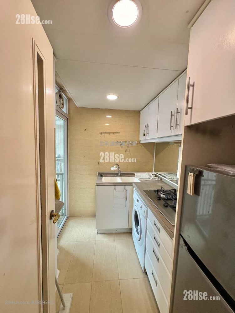 傲云峰 租盘 2 房 , 1 浴室 479 平方尺