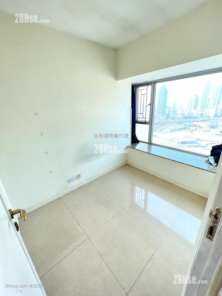 傲云峰 租盘 2 房 , 1 浴室 479 平方尺