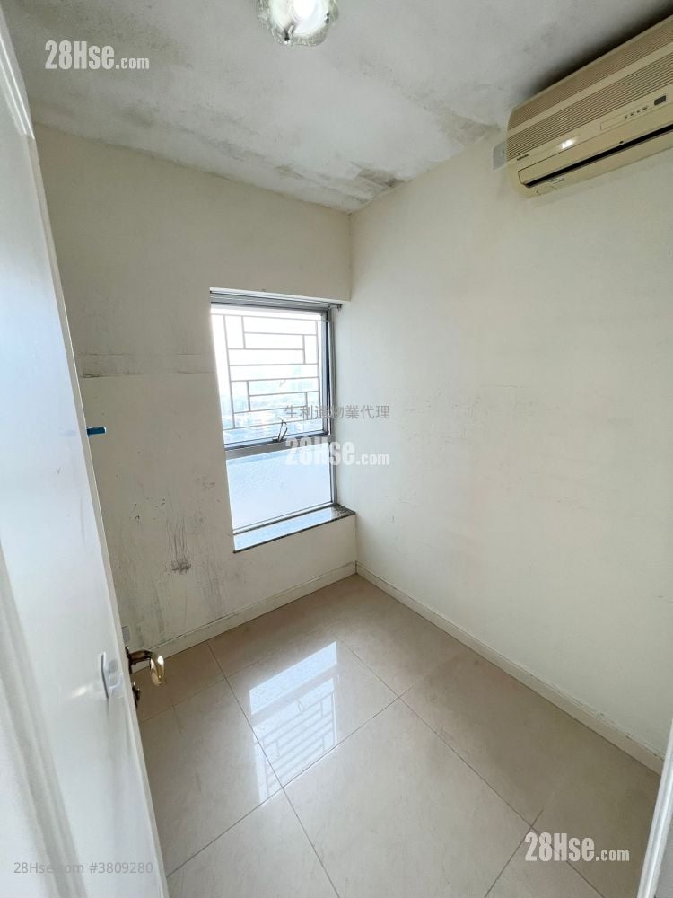 傲云峰 租盘 2 房 , 1 浴室 479 平方尺