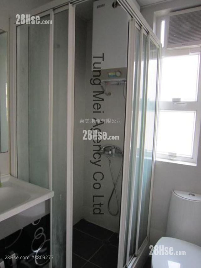 Moonstar Court Rental Studio , 1 Bathroom 259 ft²