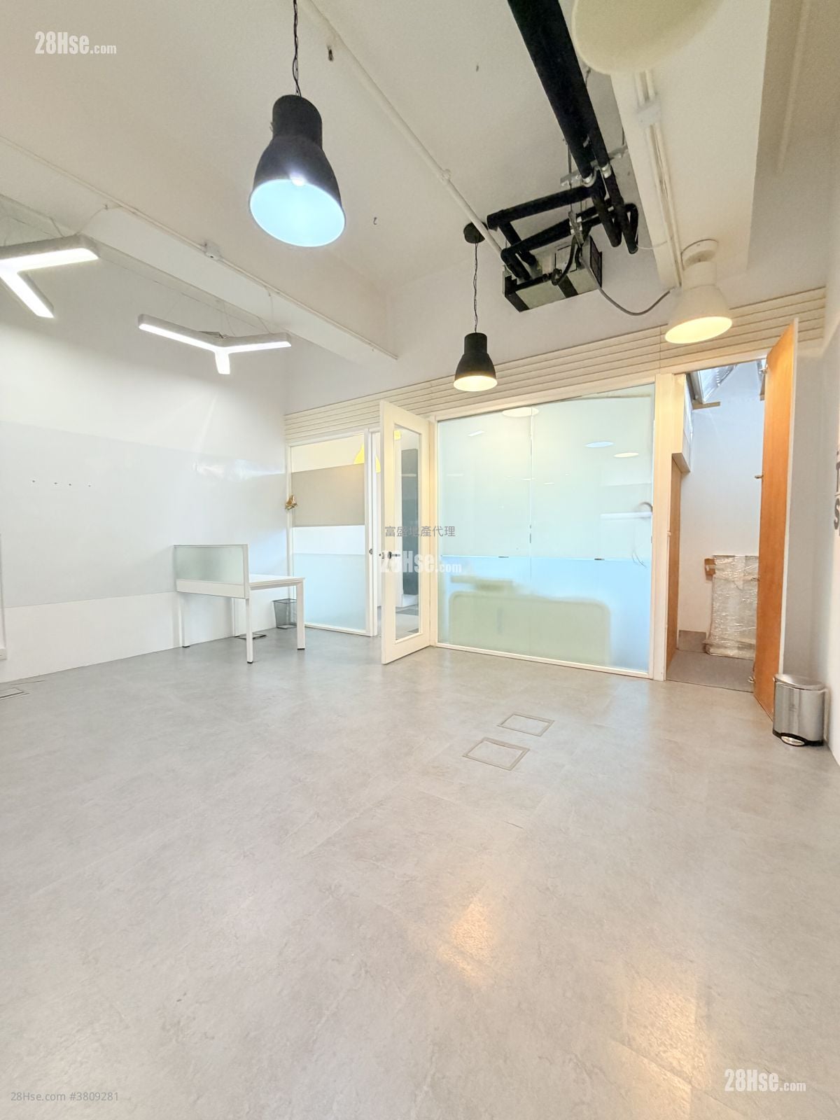 Global Gateway Tower Rental