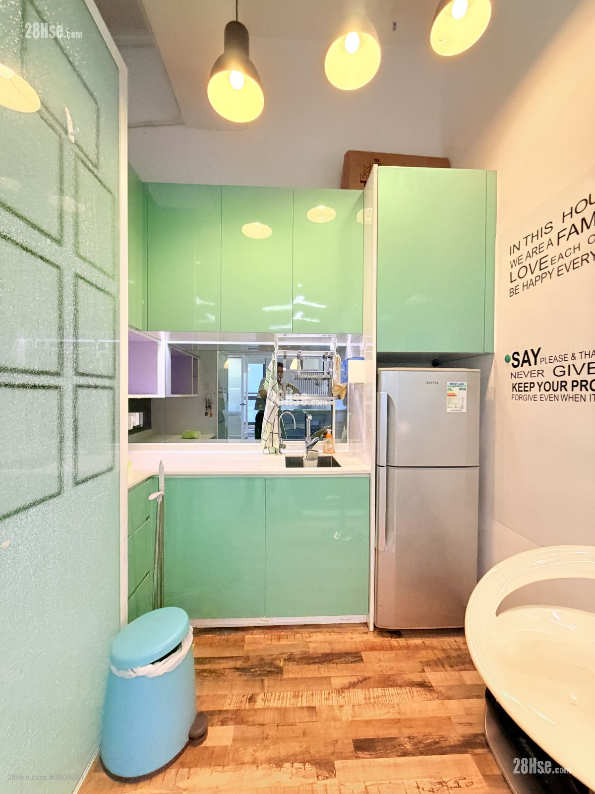 Global Gateway Tower Rental