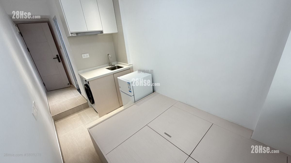 Man Ying Building Rental Studio , 1 Bathroom 120 ft²