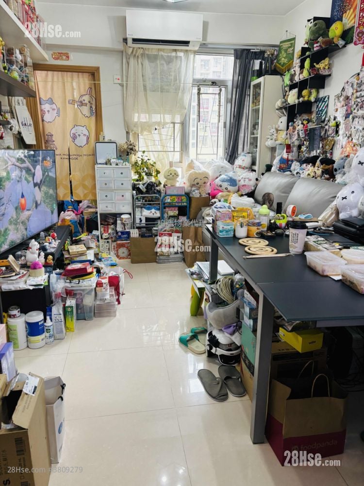 Scenic Court Sell 2 Bedrooms , 1 Bathroom 358 ft²