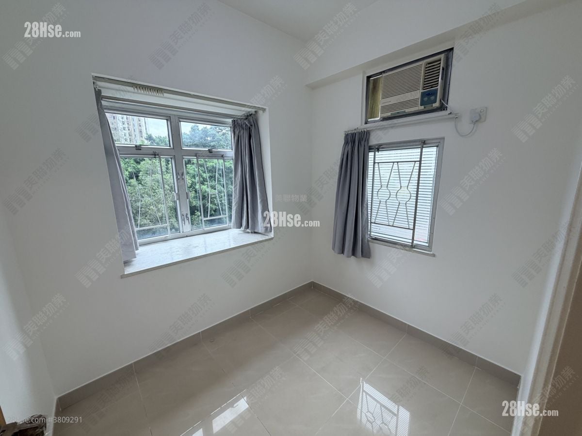 荃昌中心 昌安大廈 租盤 2 房 , 1 浴室 368 平方呎