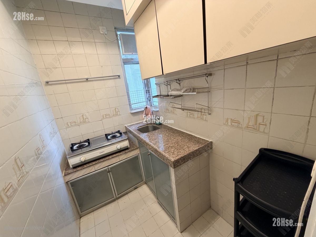 荃昌中心 昌安大廈 租盤 2 房 , 1 浴室 368 平方呎