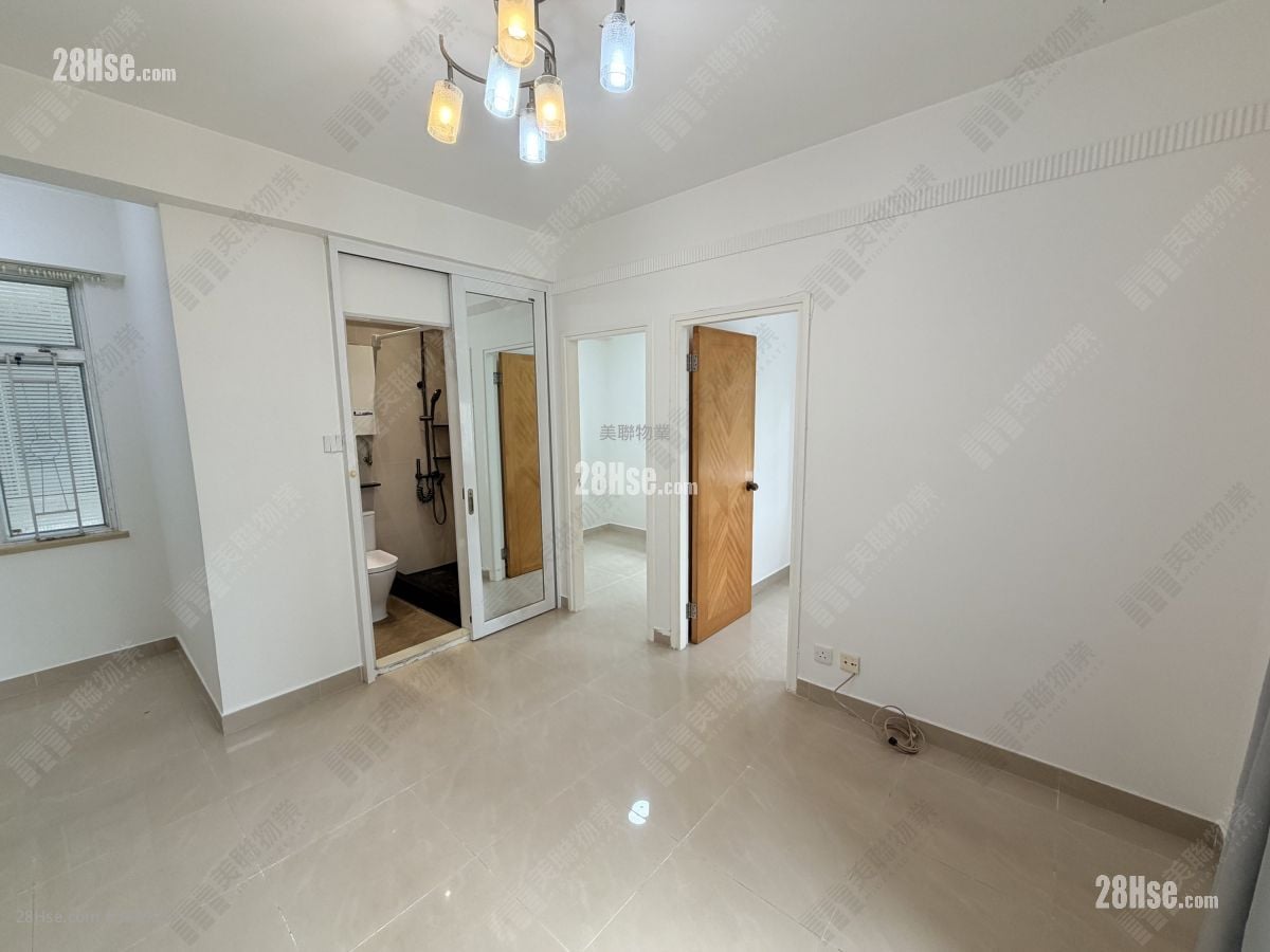 荃昌中心 昌安大廈 租盤 2 房 , 1 浴室 368 平方呎