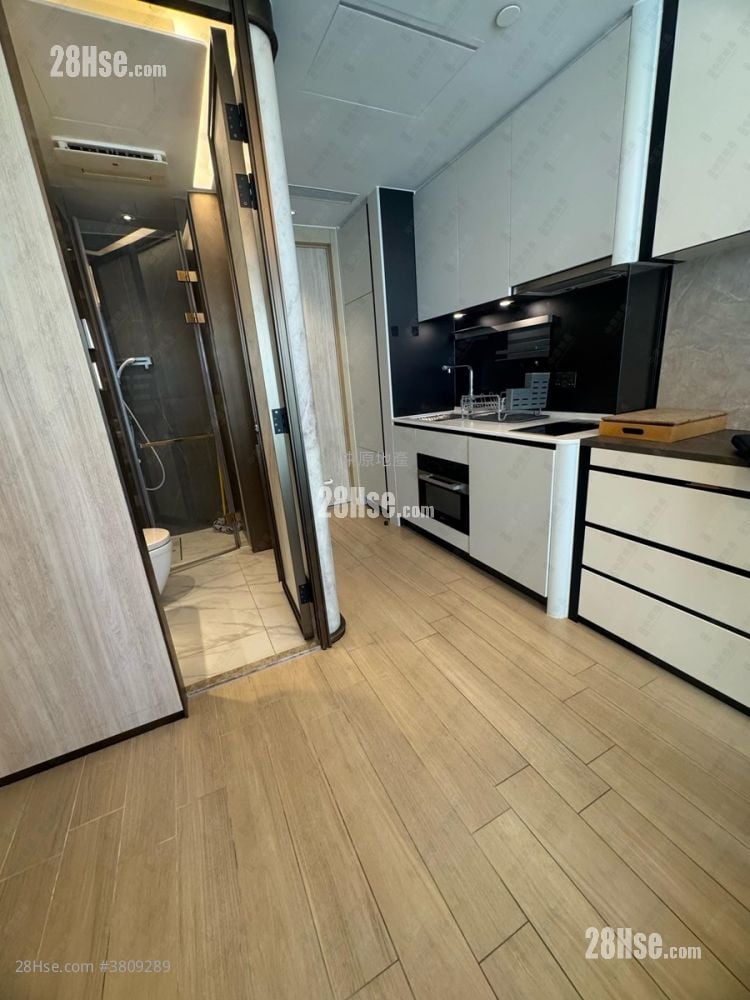 One Innovale 售盘 开放式间隔 , 1 浴室 228 平方尺