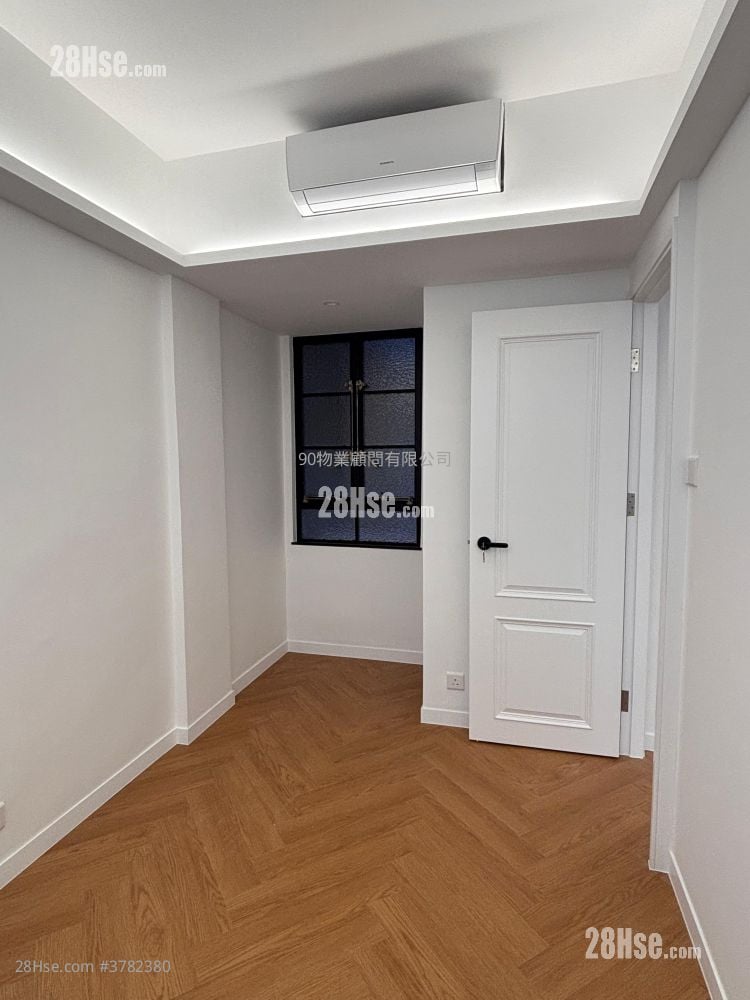 宝庆大厦 租盘 319 平方尺