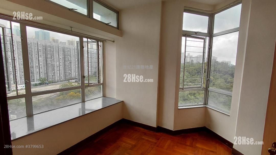 Laguna City Sell 2 Bedrooms , 1 Bathroom 522 ft²