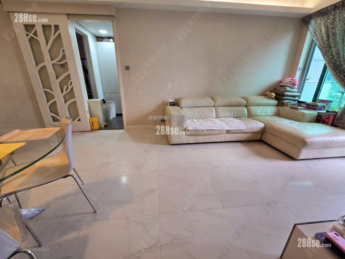 Manhattan Hill Sell 3 Bedrooms , 3 Bathrooms 888 ft²