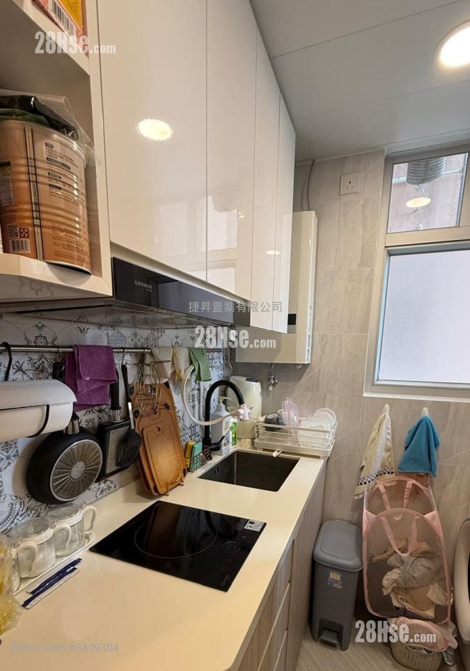 Kwun Hei Court Sell Studio , 1 Bathroom 213 ft²