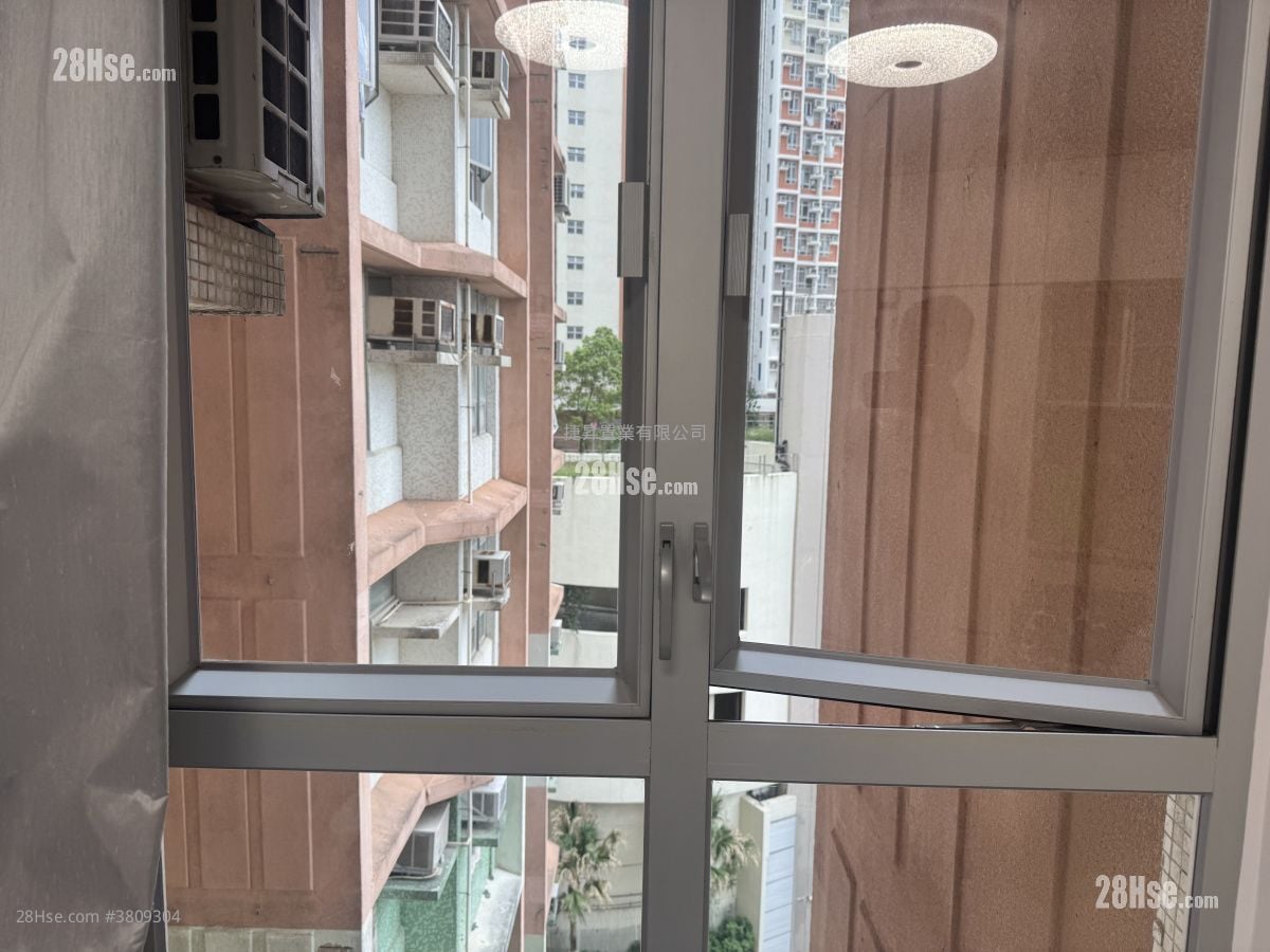 Kwun Hei Court Sell Studio , 1 Bathroom 213 ft²