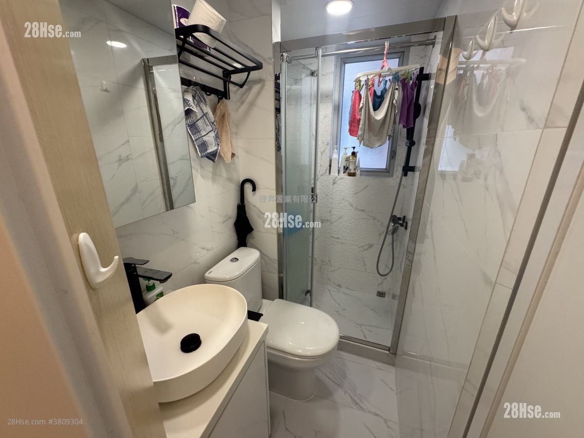 Kwun Hei Court Sell Studio , 1 Bathroom 213 ft²