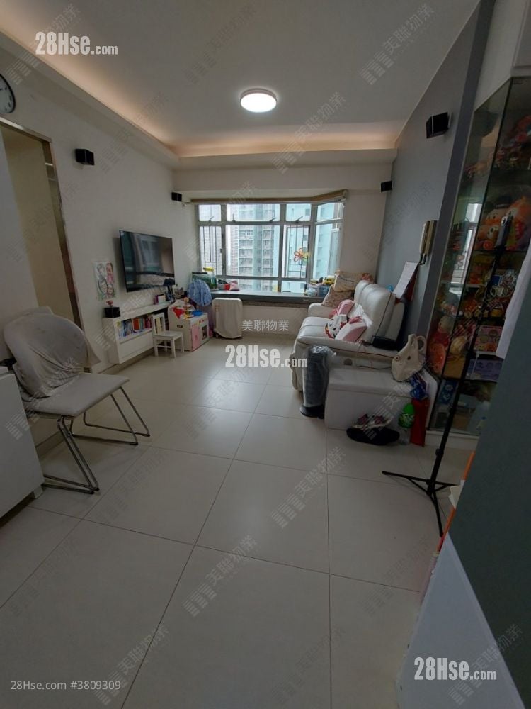 Flora Plaza Sell 3 Bedrooms 526 ft²