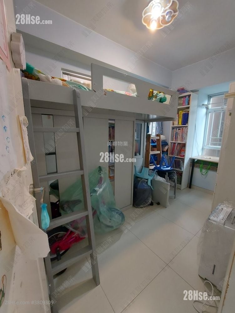 Flora Plaza Sell 3 Bedrooms 526 ft²